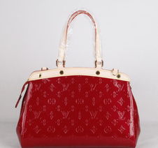 LV漆皮压花女士包包M91619 厂家直销，时尚与品质的完美结合